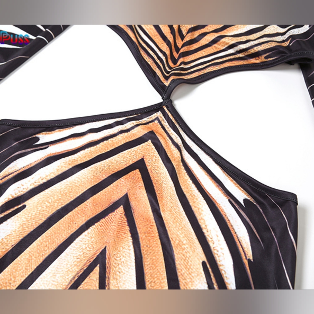 Elegant Black and Gold Cutout Maxi Dress - Picture 5 of 6